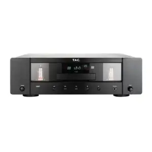 Lettore CD T.A.C. C-35 visto frontalmente con display e controlli visibili