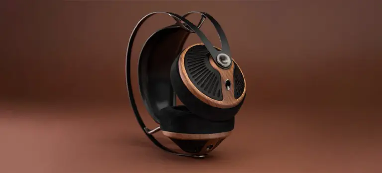 Meze Audio 105 SILVA: Cuffie Artigianali di Lusso con Design Mid-Century e Audio High-End