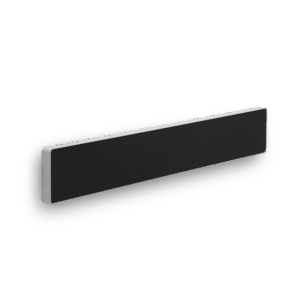 Soundbar nera moderna su sfondo nero.