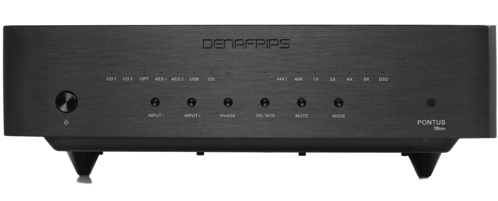 Amplificatore audio Denafrips, pannello frontale nero.