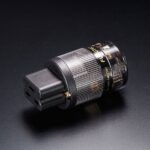 FURUTECH FI-32 (R)