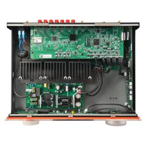 Componenti elettronici di un amplificatore aperto