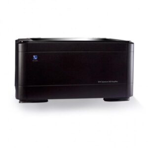 Amplificatore audio nero su sfondo bianco