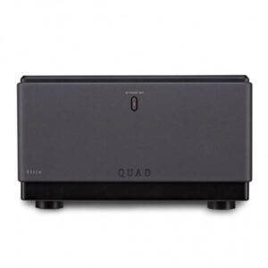 Amplificatore audio nero, marchio QUAD.