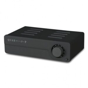 Amplificatore nero con manopola frontale graduata