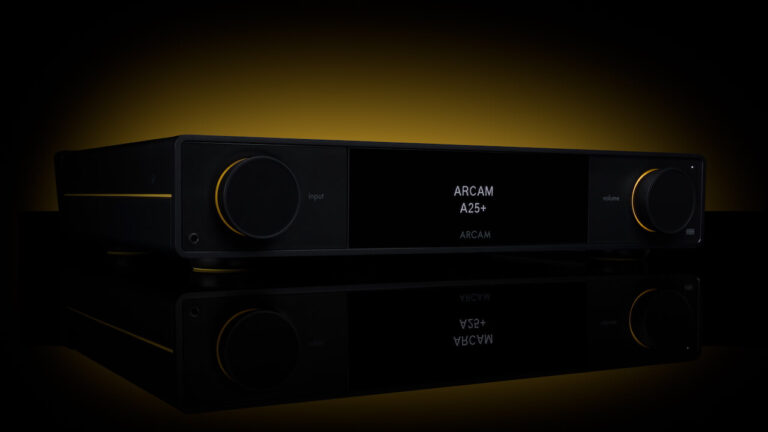Arcam Radia+: la nuova gamma di amplificatori integrati migliorati