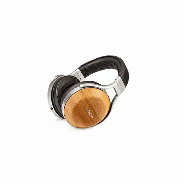 Cuffie Denon AH-D9200EM con padiglioni in legno e rivestimento in pelle nera