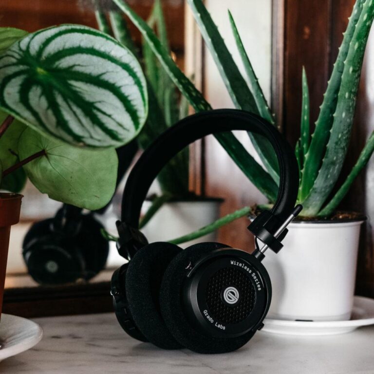 Grado presenta GW100 il primo set wireless Bluetooth