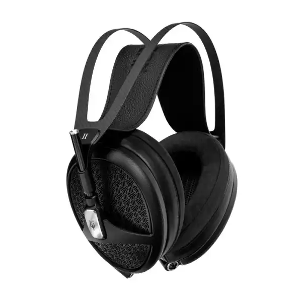 Cuffie Meze Empyrean II con design elegante e padiglioni ovali neri