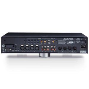Retro del preamplificatore Primare PRE35 DAC con diverse porte di connessione