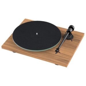 Giradischi Pro-Ject T1 EVO BT con piatto nero e base in legno chiaro