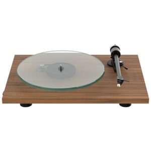 Giradischi Pro-Ject T2 con piatto in vetro trasparente e braccio di lettura su base in legno scuro