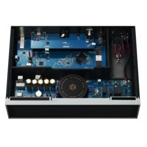Interno del lettore audio digitale con circuiti e componenti elettronici visibili