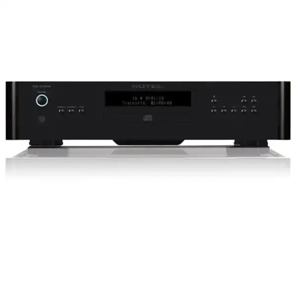 Lettore CD Rotel RCD-1572MKII con pannello frontale nero e controlli per la riproduzione musicale