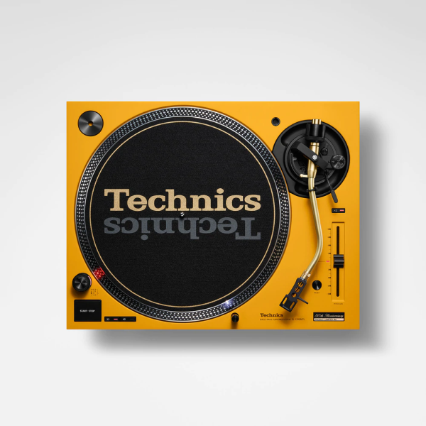 Giradischi Technics color oro giallo