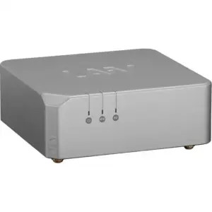 Alimentatore stabilizzato con tre indicatori luminosi e design compatto