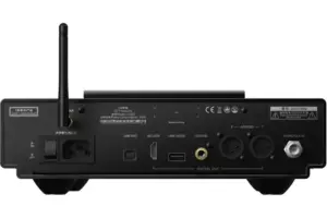 Retro del lettore CD Shanling CT90 con porte e connessioni visibili